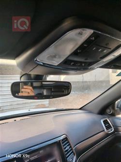 جیپ گراند شیرۆکی